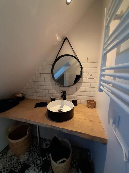 Le Repaire De Bacchus Apartment Saint-Nicolas-de-Bourgueil ภายนอก รูปภาพ