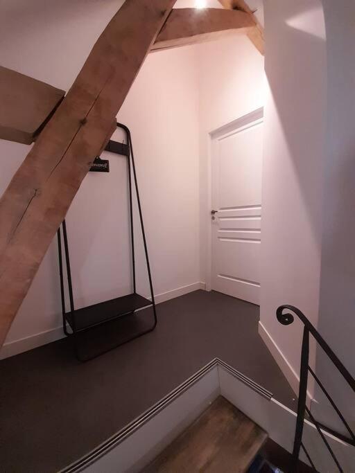 Le Repaire De Bacchus Apartment Saint-Nicolas-de-Bourgueil ภายนอก รูปภาพ