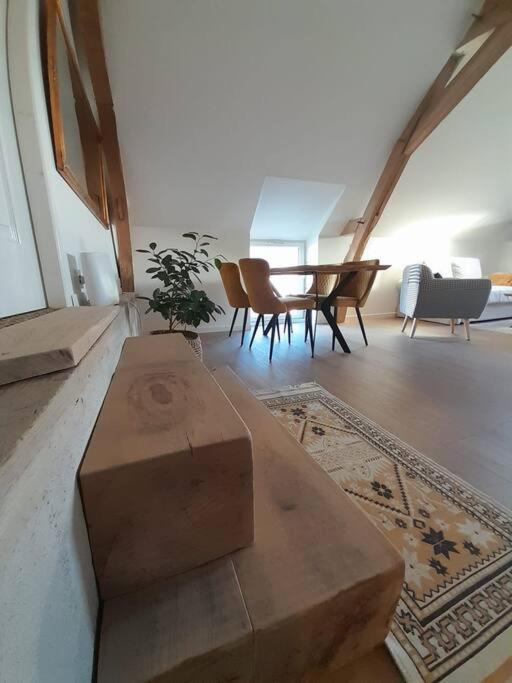 Le Repaire De Bacchus Apartment Saint-Nicolas-de-Bourgueil ภายนอก รูปภาพ