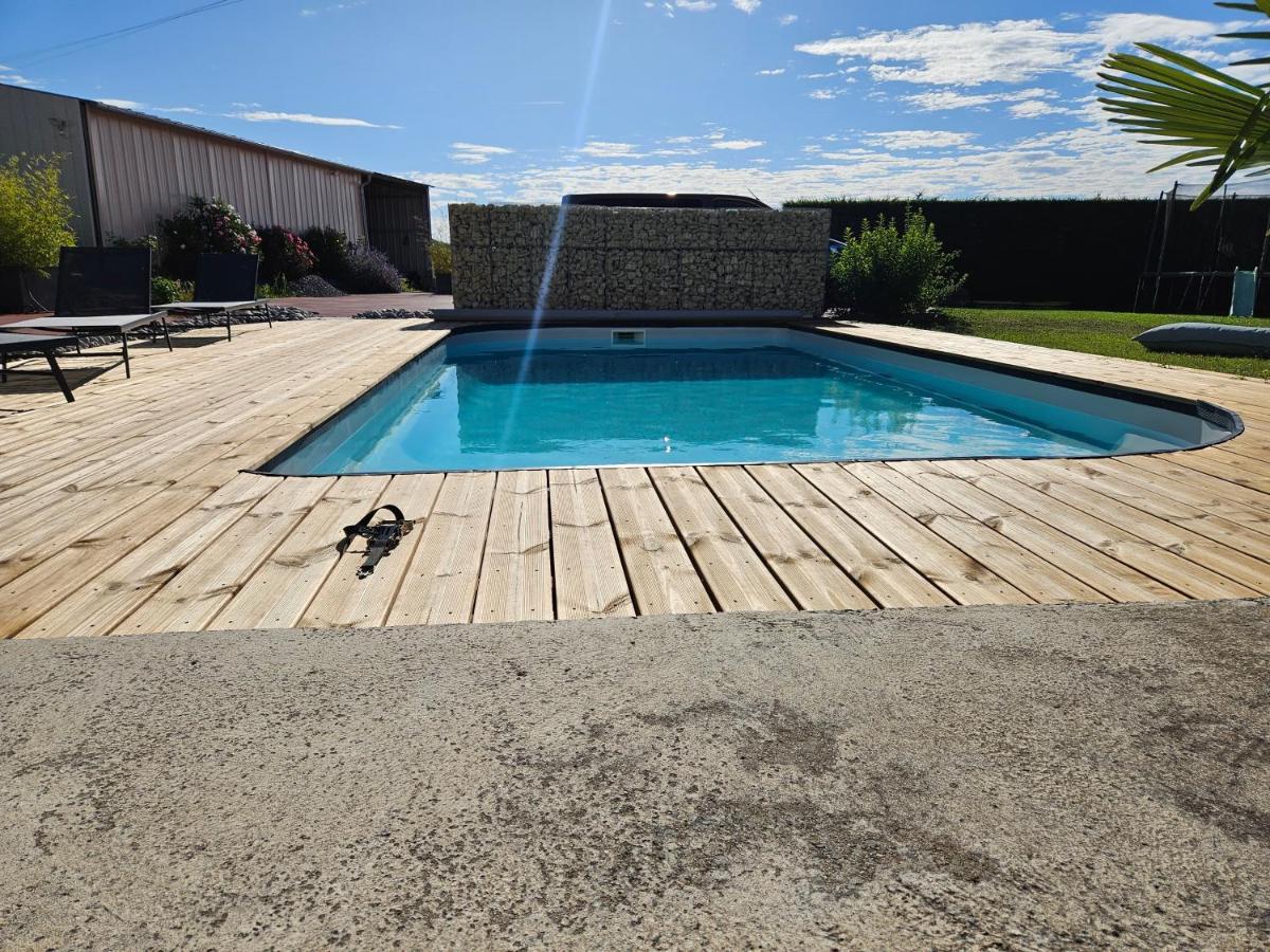 Le Repaire De Bacchus Apartment Saint-Nicolas-de-Bourgueil ภายนอก รูปภาพ